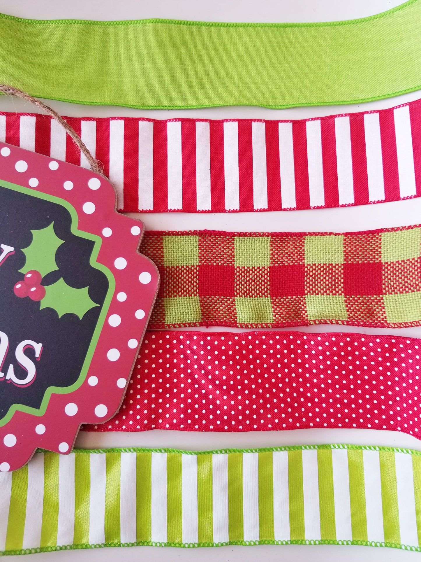 Merry Christmas Wreath Kit | Red Lime - Designer DIY