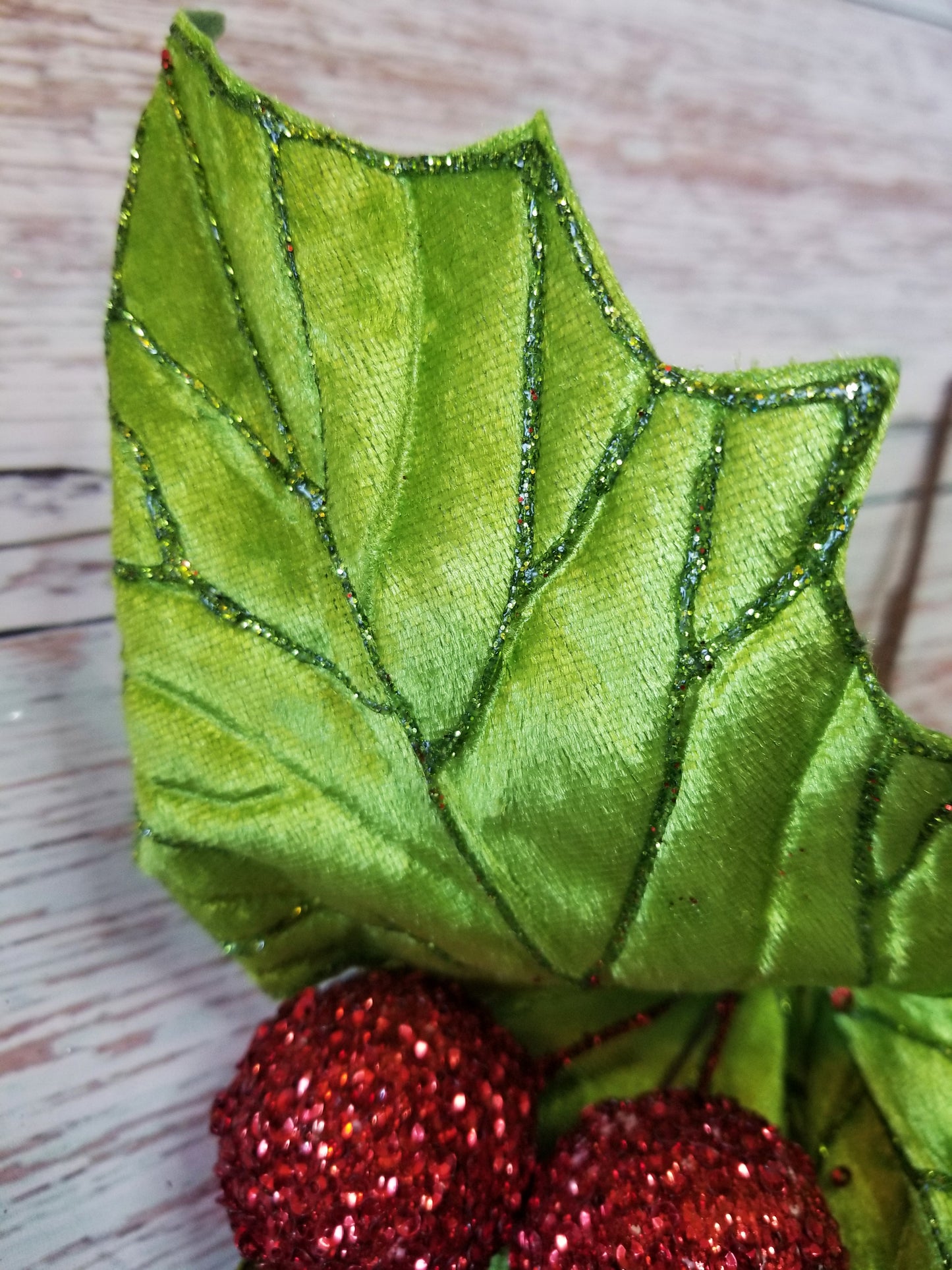 Christmas Holly Pick - Designer DIY