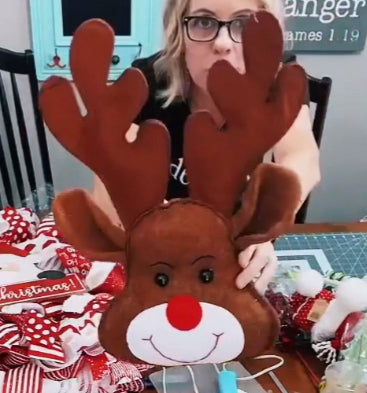 Reindeer Wreath Attachment - Designer DIY