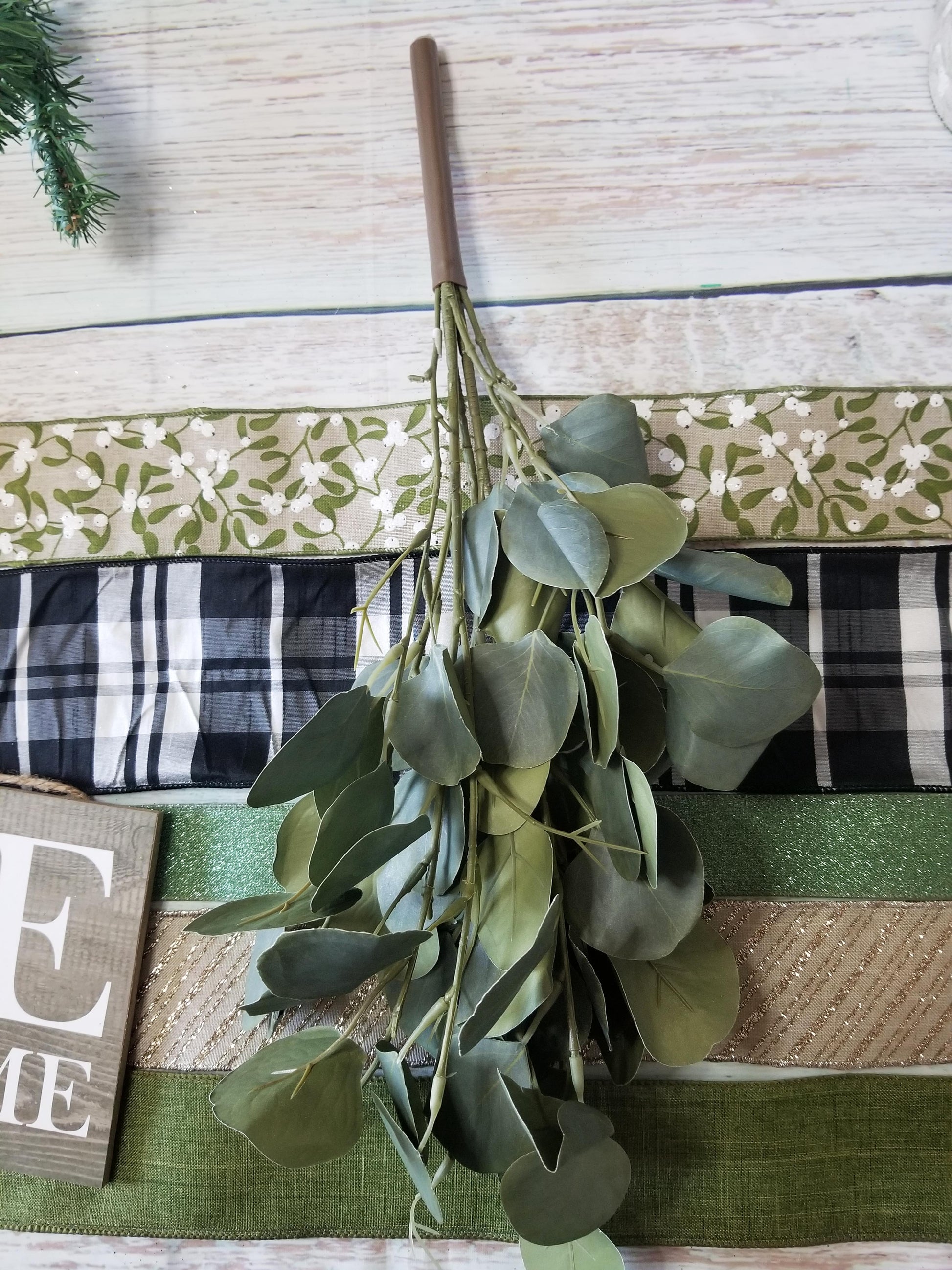 Welcome Eucalyptus Wreath Kit - Designer DIY