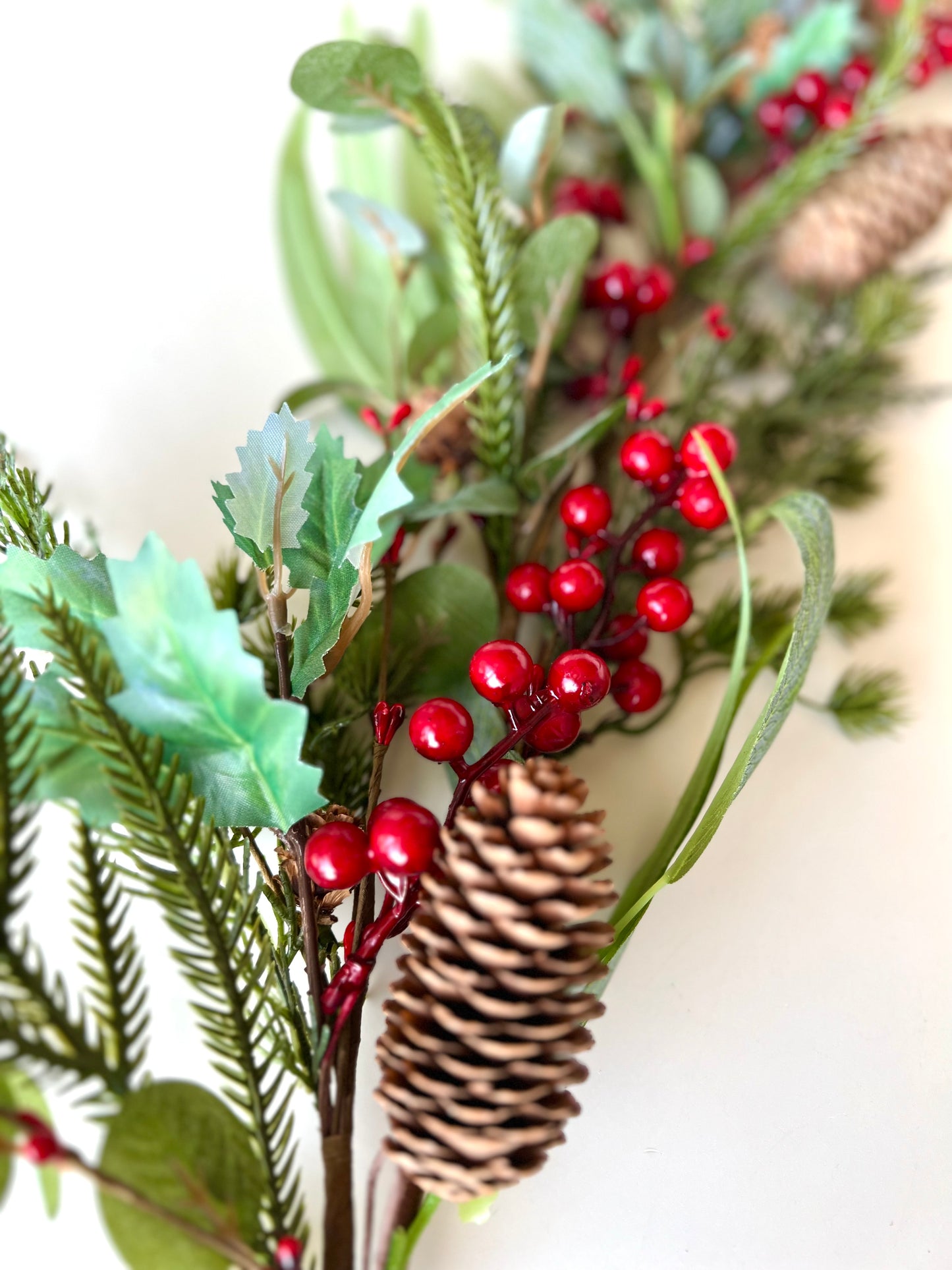 Christmas Garland | Red Berries & Pinecones - Designer DIY