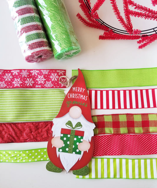 Christmas Wreath Kit | Merry Christmas Gnomies - Designer DIY
