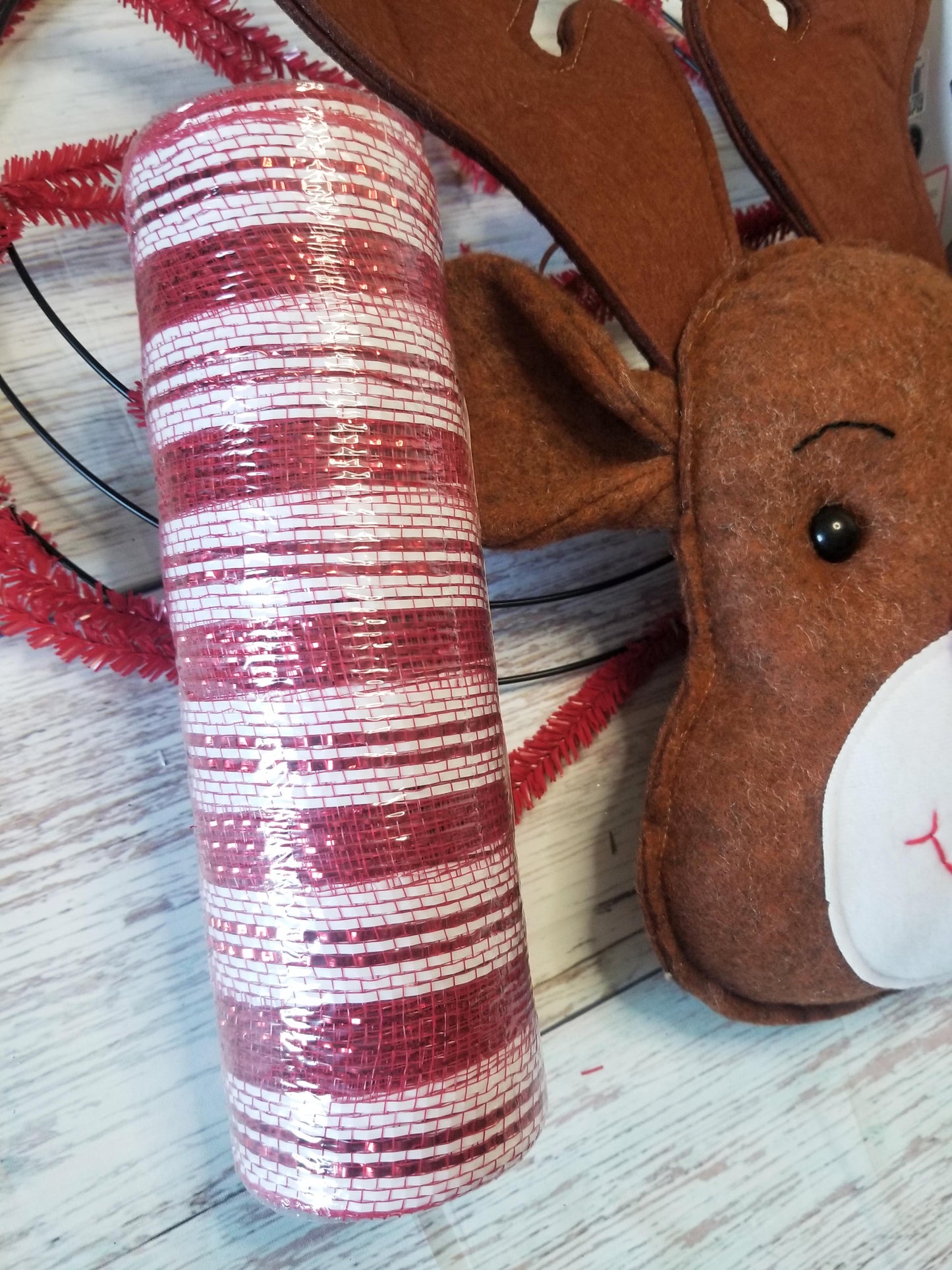Christmas Reindeer Wreath Making Kit - Designer DIY