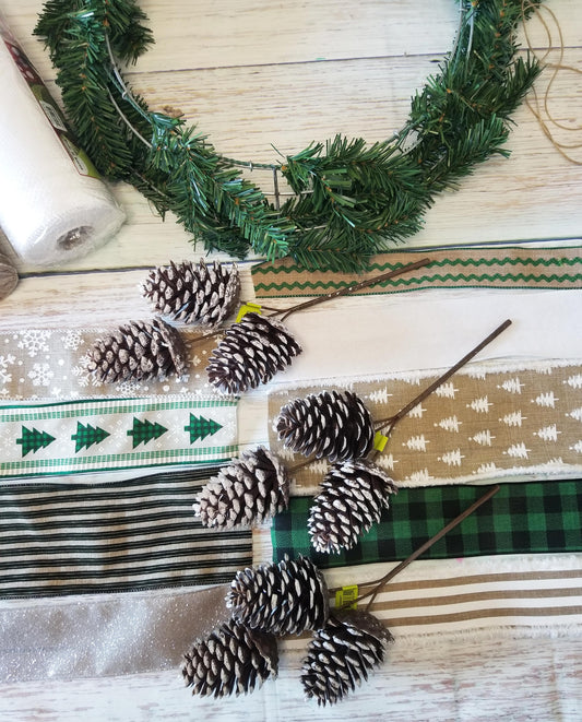 Winter Wreath Kit | Pinecone
