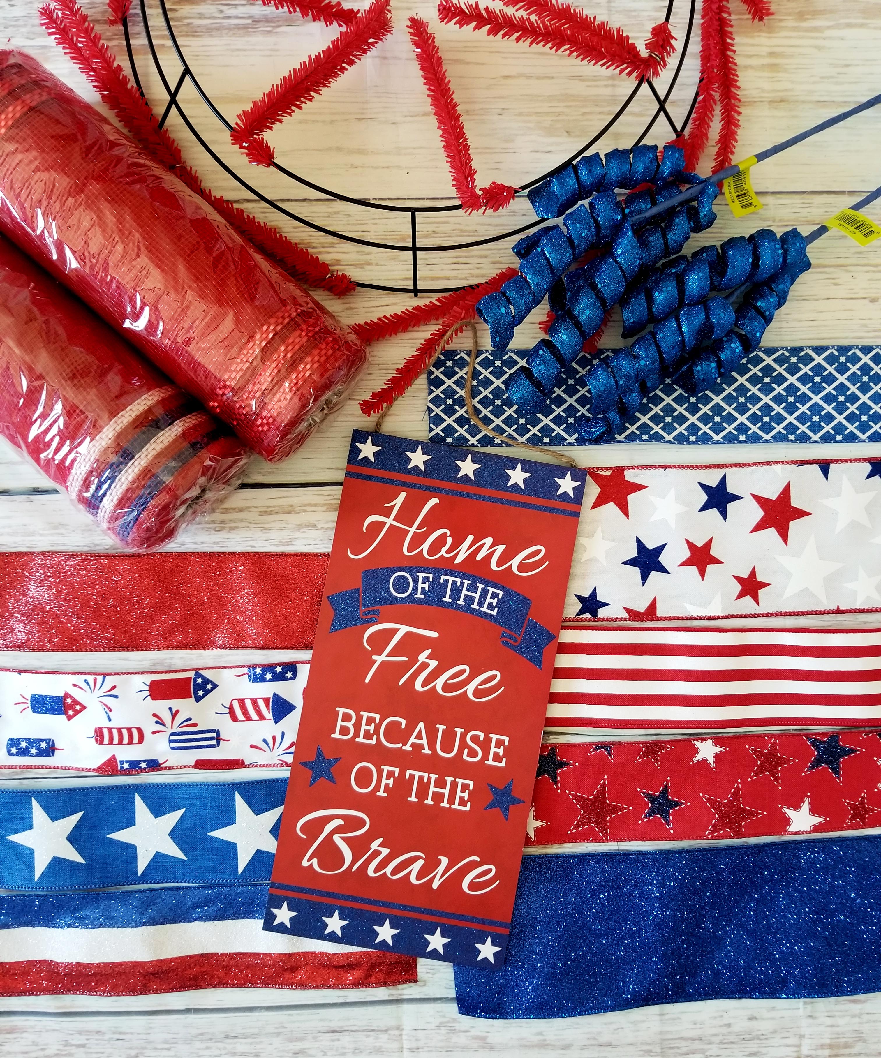 Patriotic wreath good kit, wreath kits, red white and blue wreath kits, 4th of July wreath kit, God bless America wreath kit