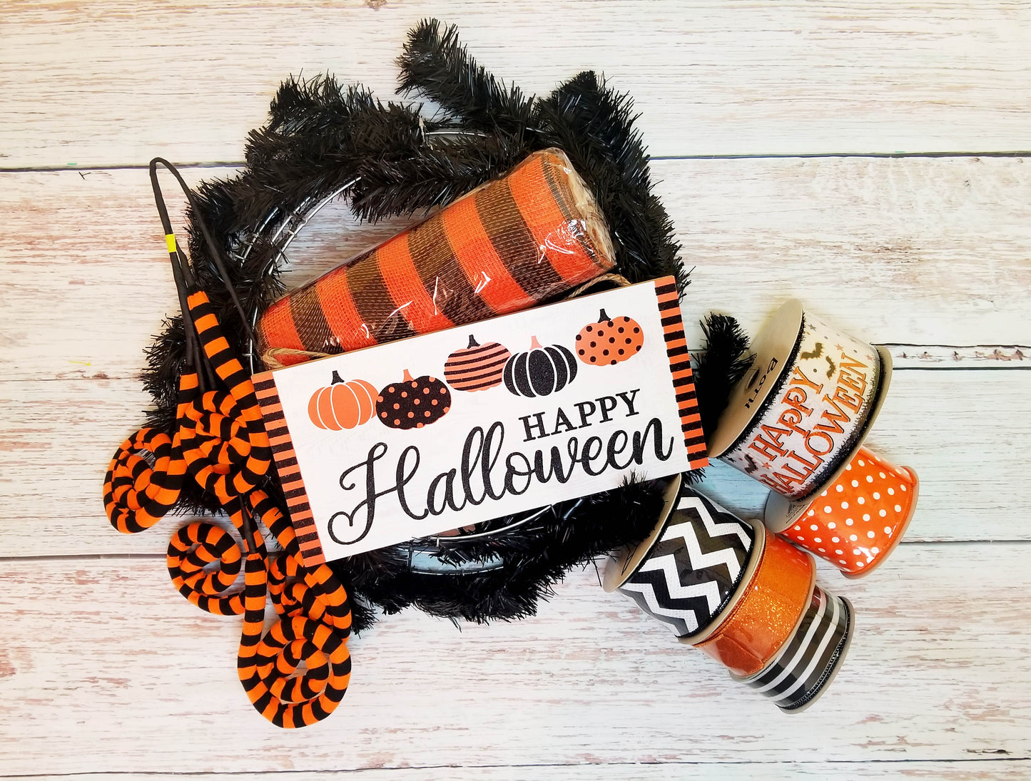 Halloween Wreath Kit | Happy Halloween