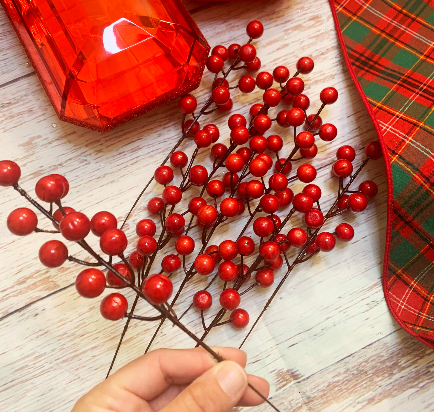 Christmas Gem Wreath Kit | Red & Green