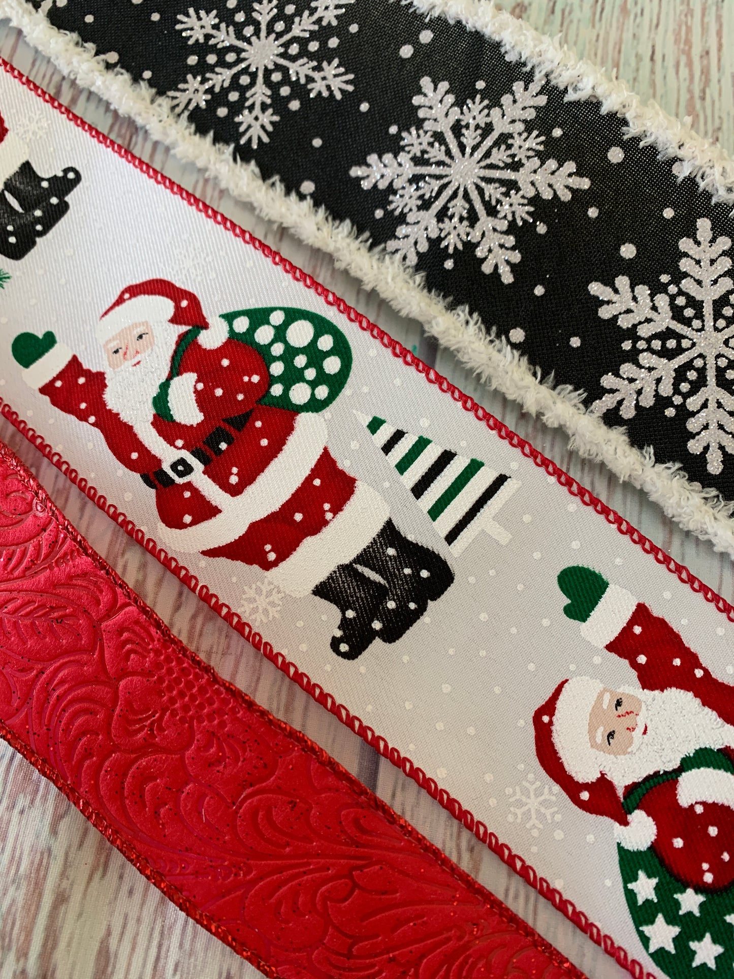 Ribbon Collection | Black & Red Santa Clause