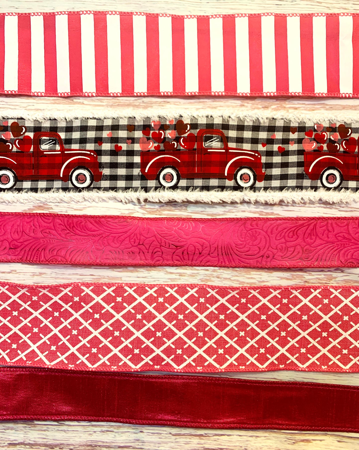 Valentine Wreath Kit | Valentine's Truck