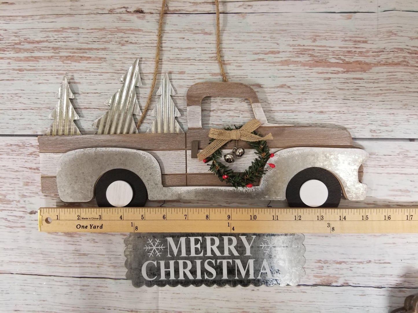 Merry Christmas Vintage Truck Sign - Designer DIY