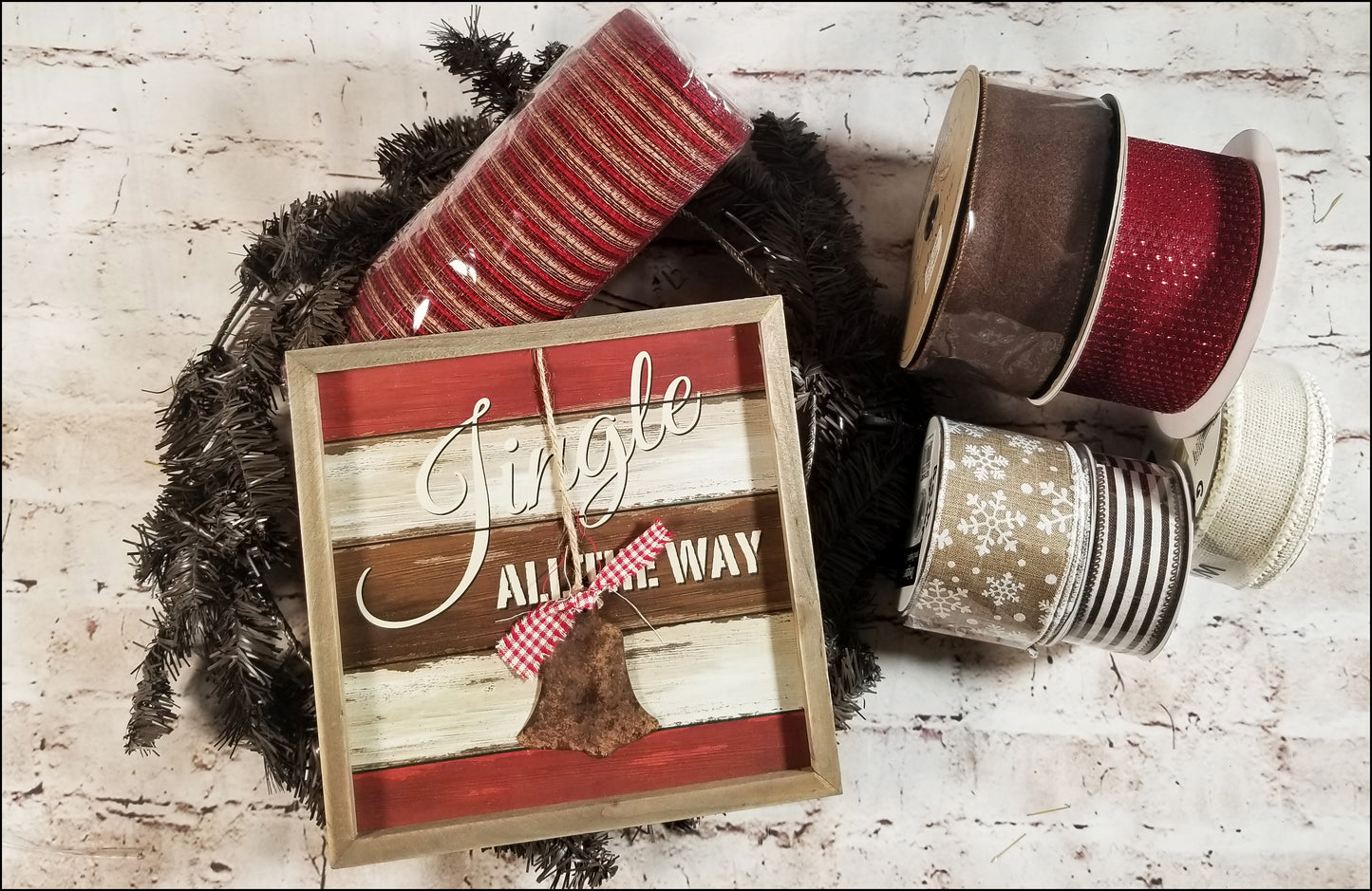 Jingle All The Way DIY Wreath Kit | Class Kit - Designer DIY