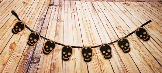 Halloween Glitter Skull Banner - Designer DIY