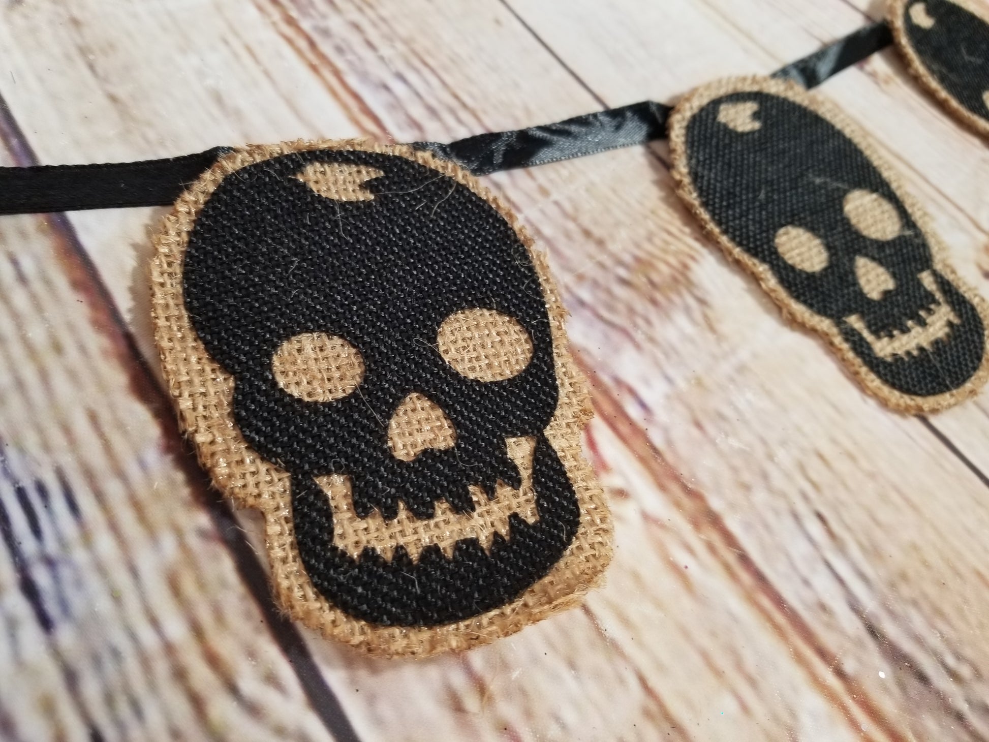 Halloween Glitter Skull Banner - Designer DIY