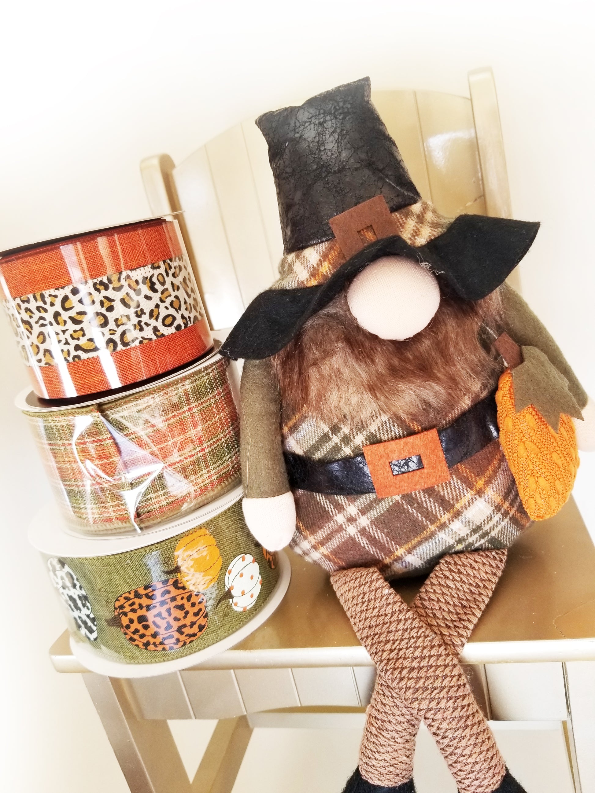 Pilgrim Gnome Shelf Sitter | Boy - Designer DIY