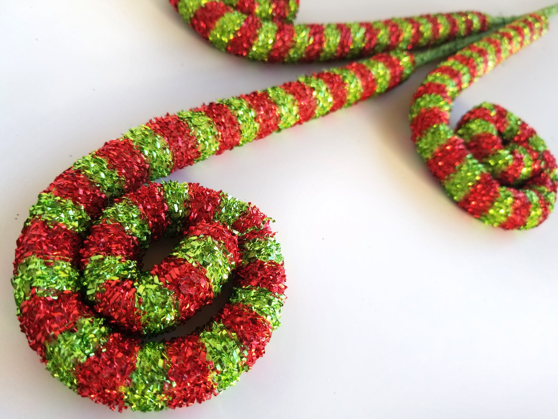 Red & Green Stripe Curl Pick - Designer DIY