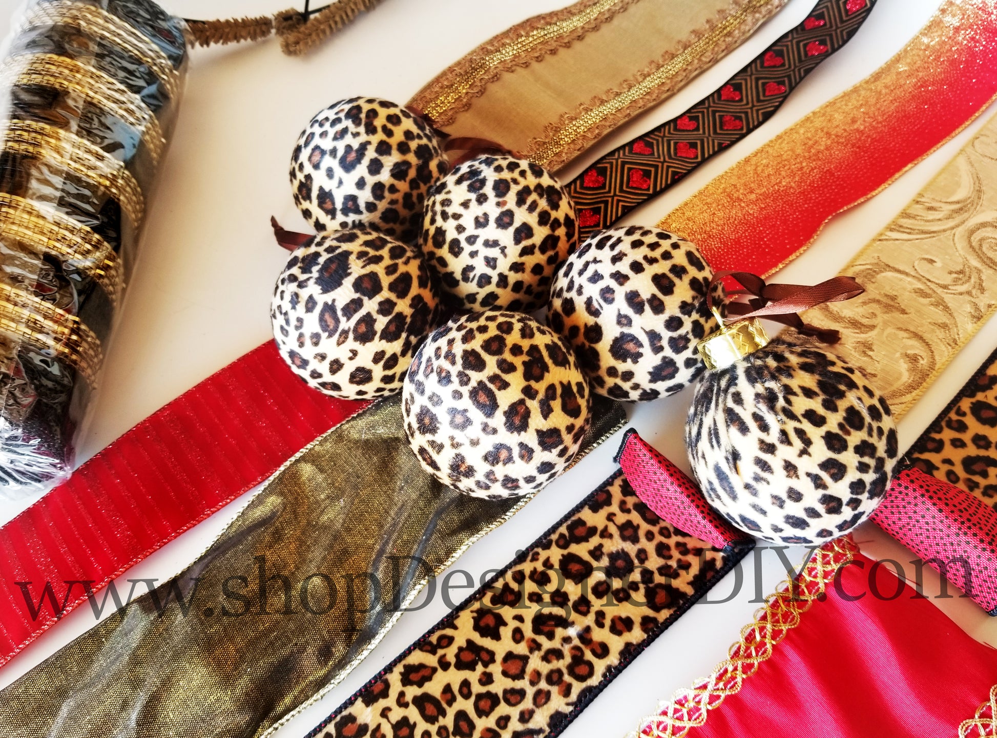 Leopard Valentine DIY Wreath Kit - Designer DIY