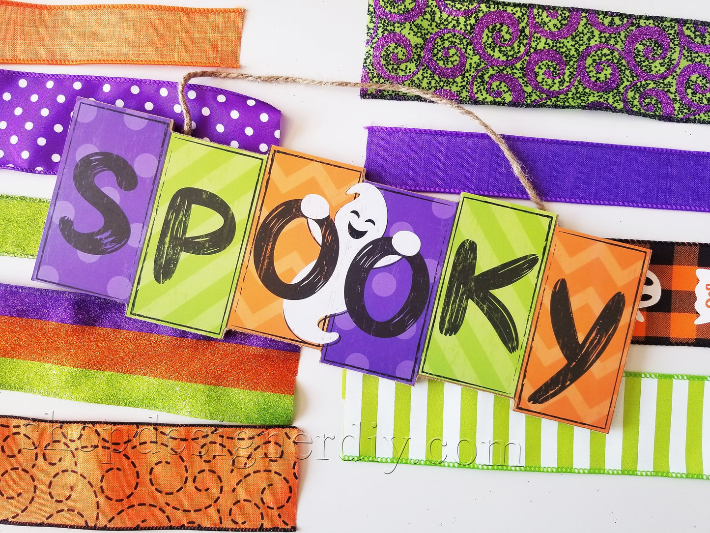 Spooky Ghost Halloween Sign - Designer DIY