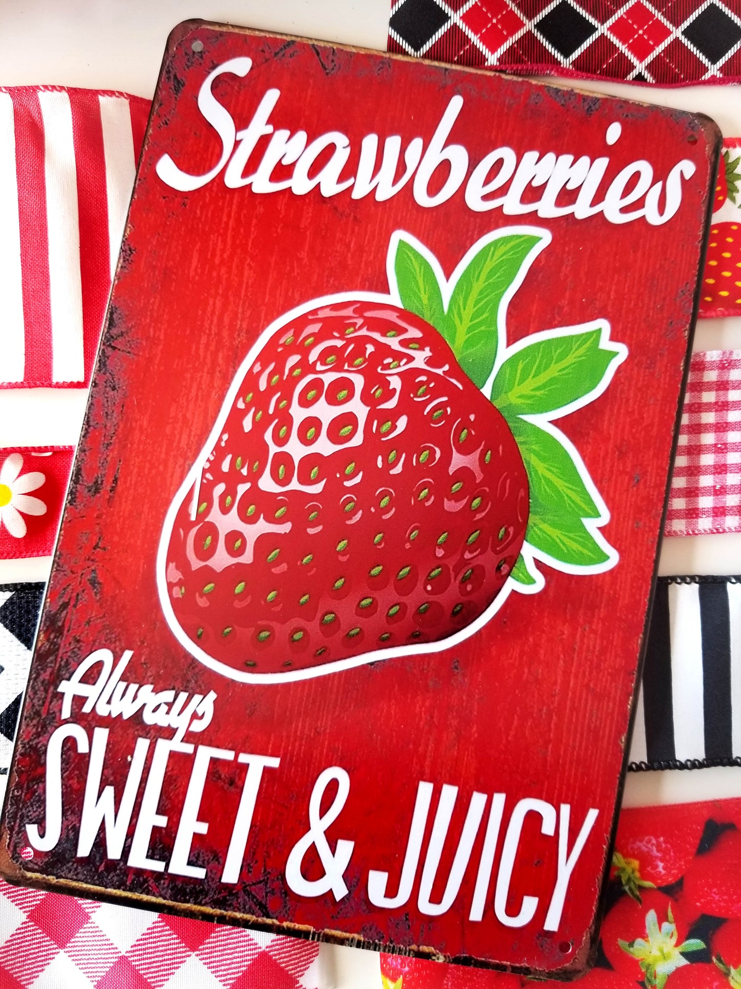 Strawberry Wreath Kit | Sweet & Juicy - Designer DIY