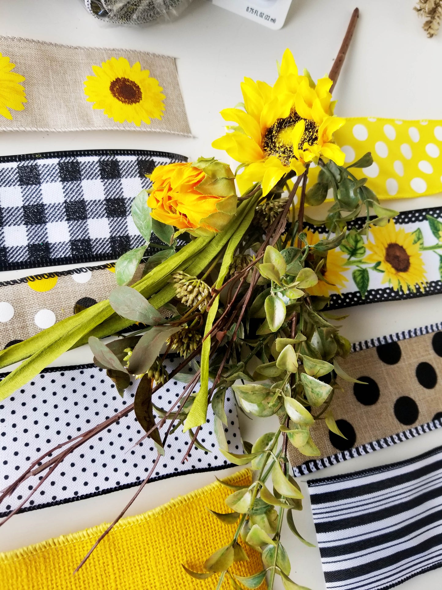 Welcome Sunflower Wreath Kit - Designer DIY