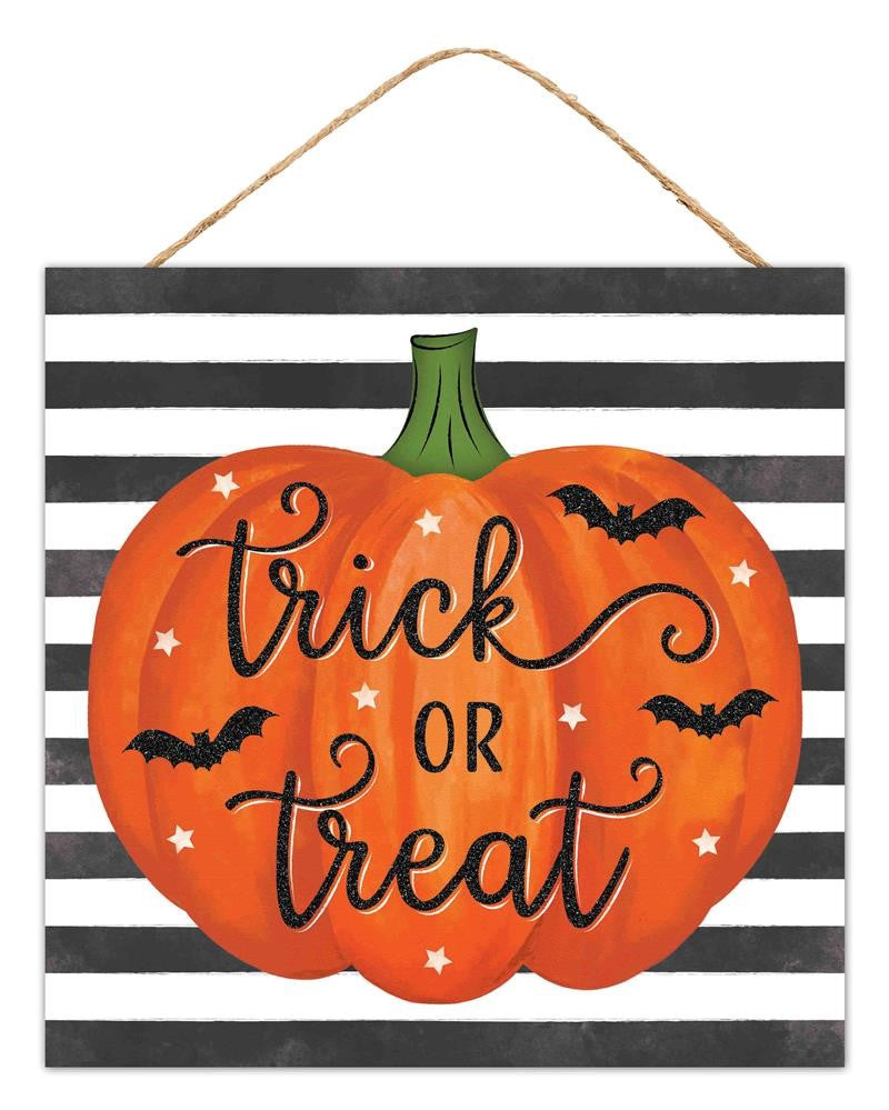 Trick or Treat Halloween Sign - Designer DIY