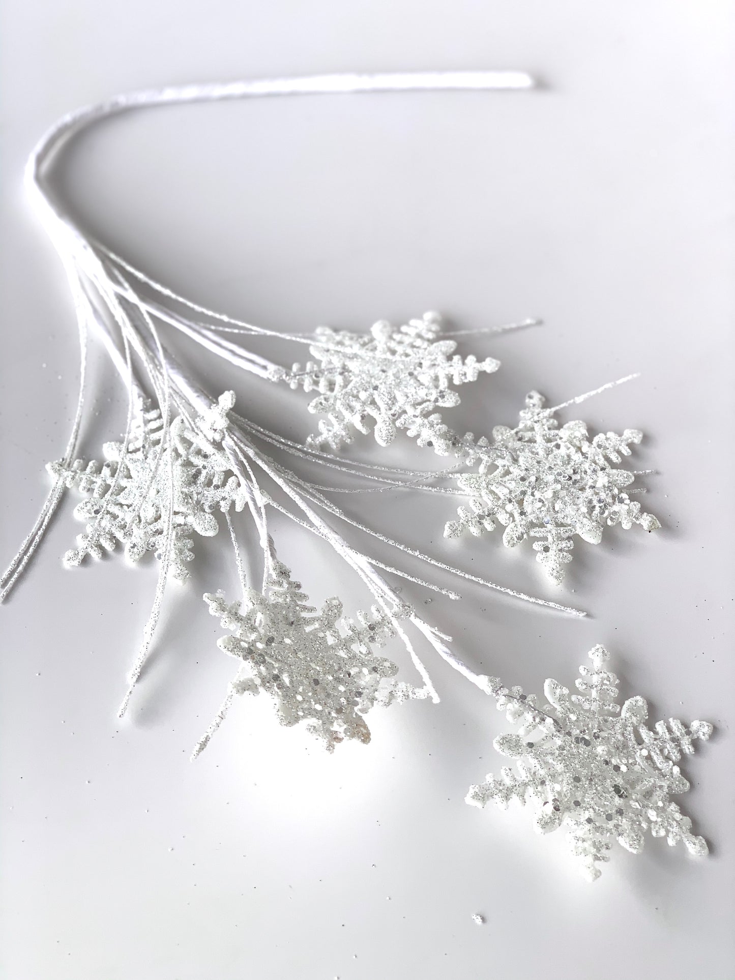 Snowflake Glitter Spray - Designer DIY